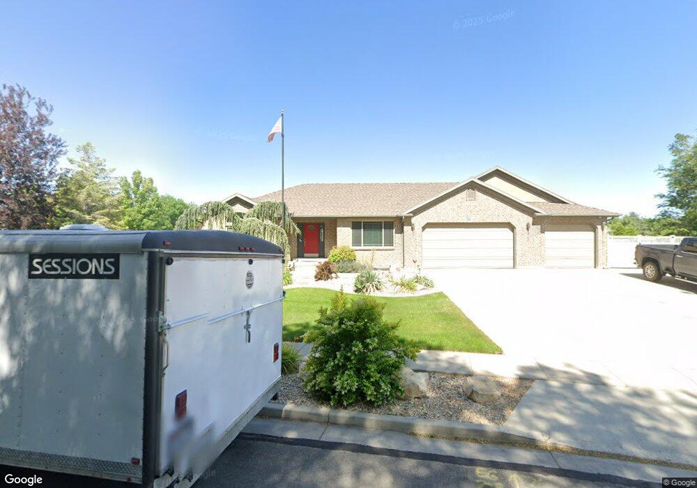 12086 S Kings Crossing Way, Riverton, UT 84065 - photo 1