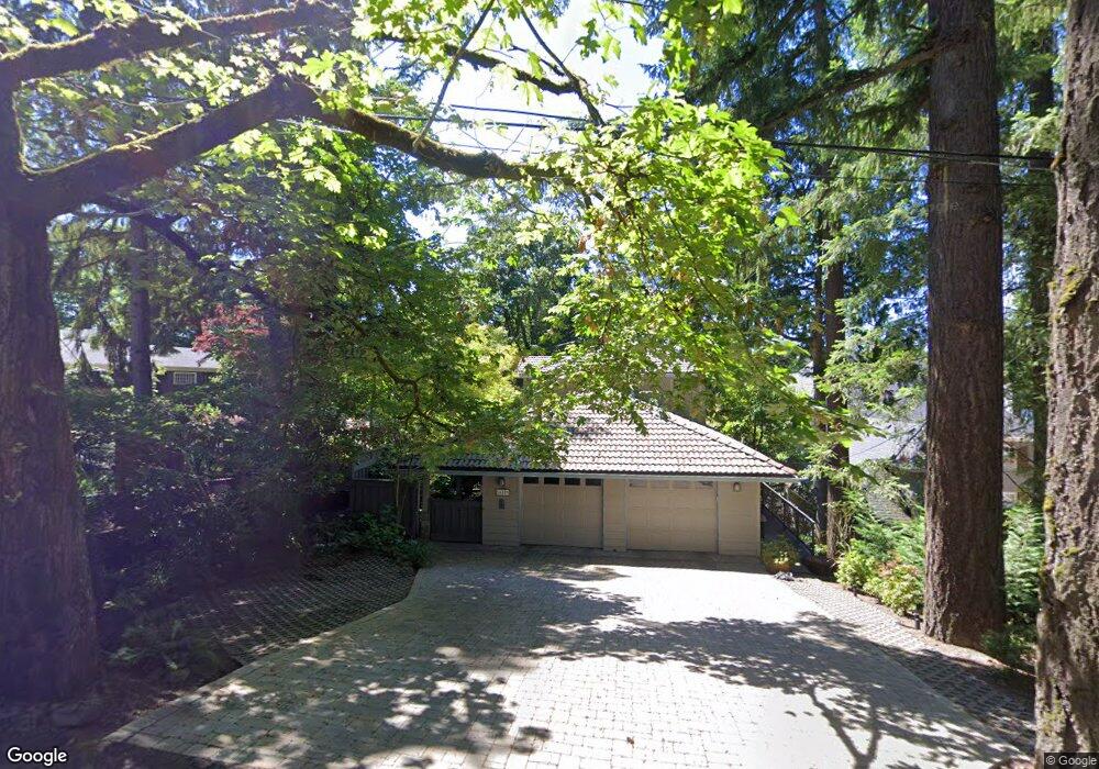 16879 Greenbrier Rd, Lake Oswego, OR 97034 - photo 1