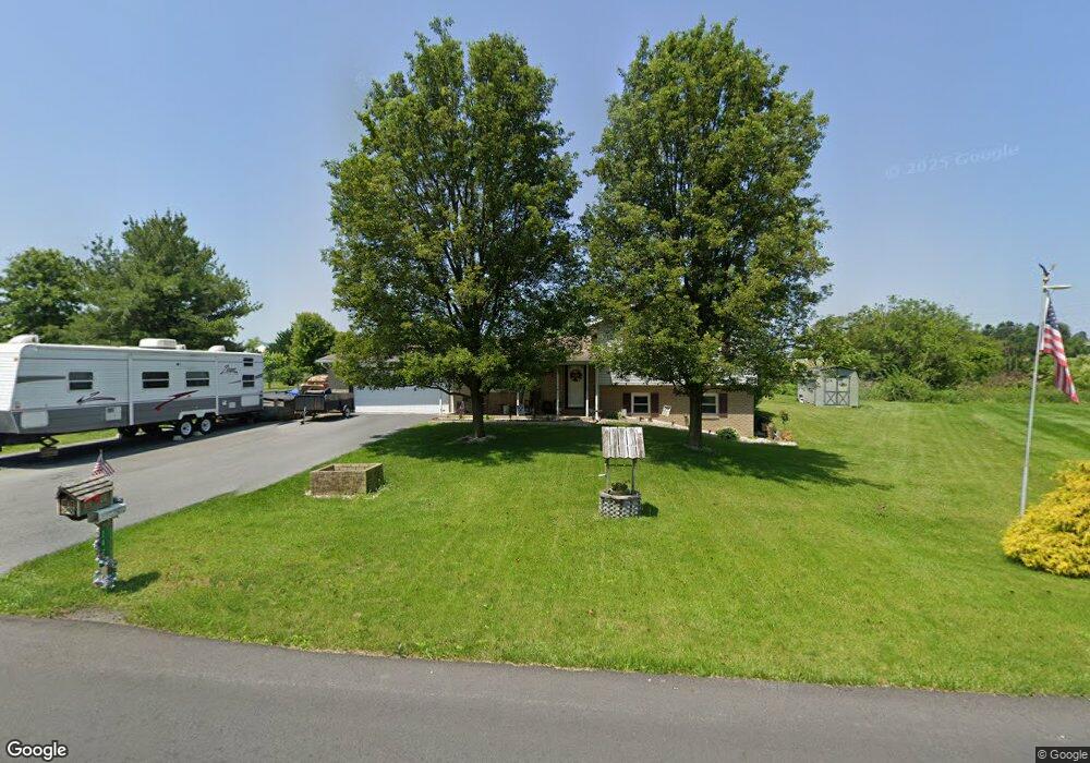 2473 Wenger Ln, Chambersburg, PA 17201 - photo 1