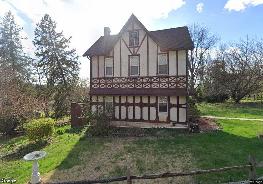 510 W Neversink Rd, Reading, PA 19606 - photo 1