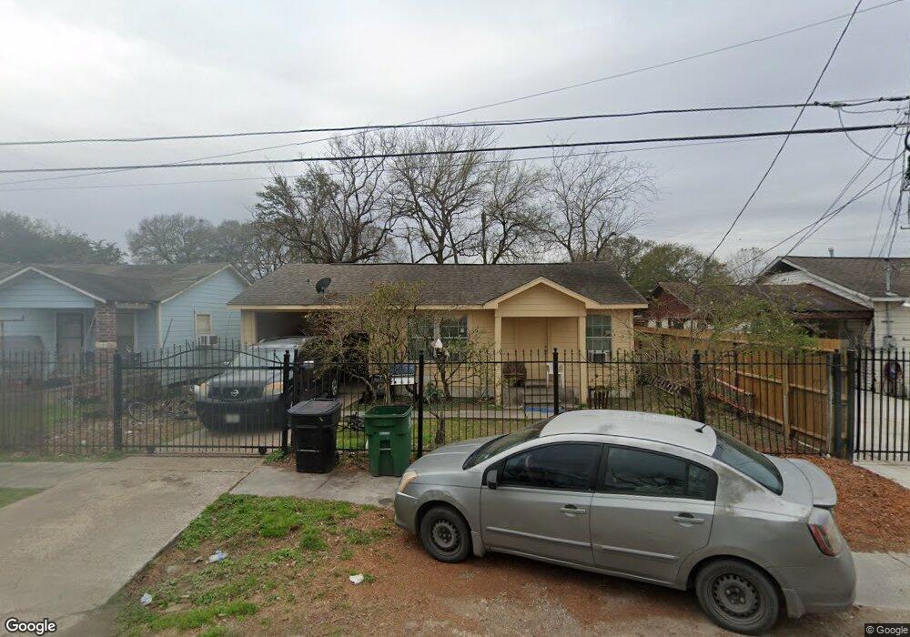 8309 Melrose St, Houston, TX 77022 - photo 1