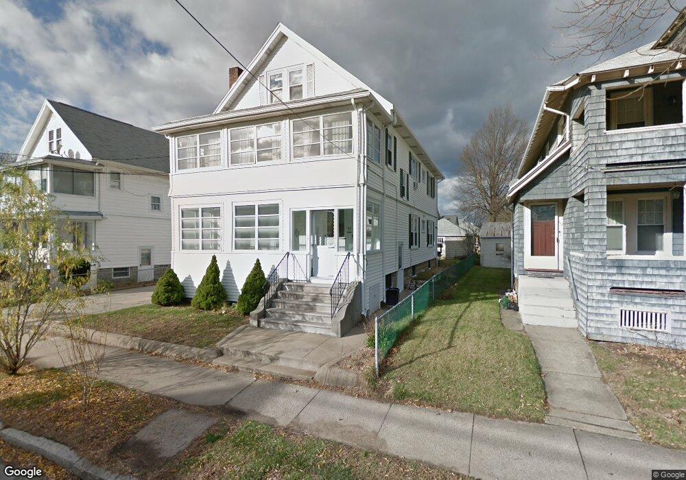 107 Lake St unit 109, Arlington, MA 02474 - photo 1