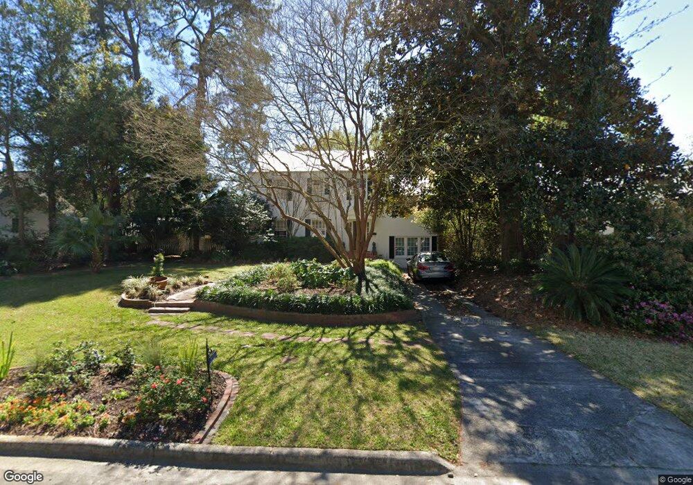 527 E 56th St, Savannah, GA 31405 - photo 1