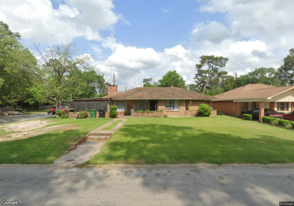 10458 Wolbrook St, Houston, TX 77016 - photo 1