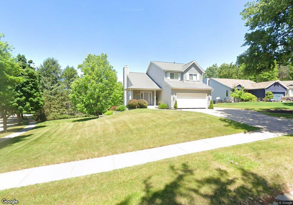 2003 Shetland Ct NE, Grand Rapids, MI 49505 - photo 1