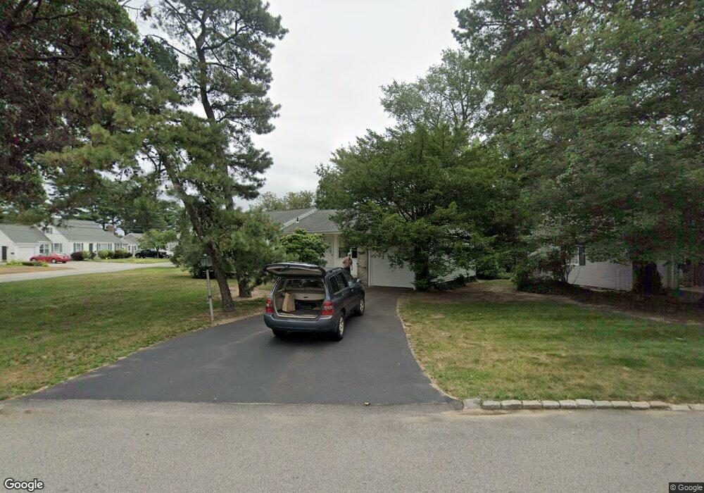 32 Kiwanee Rd, Warwick, RI 02888 - photo 1