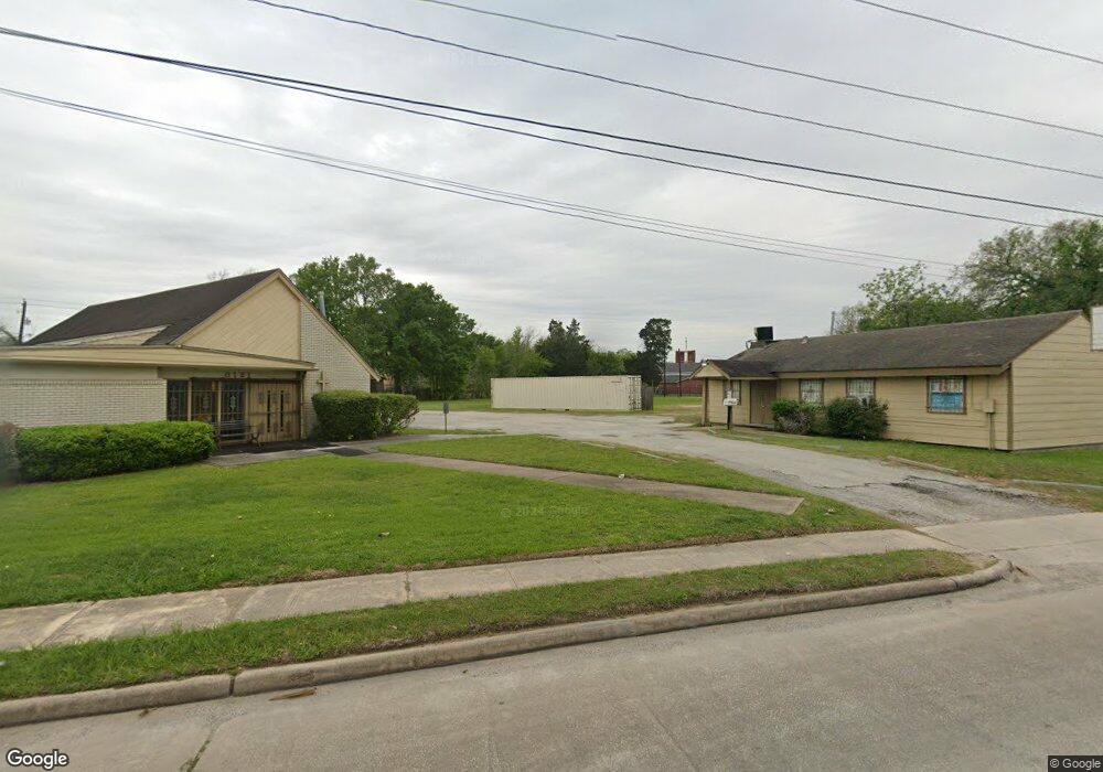 7410 Virgil St, Houston, TX 77088 - photo 1