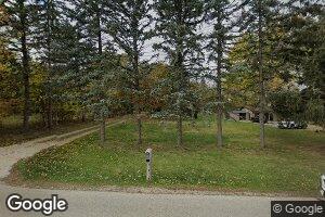 221 S Cushing Park Rd, Delafield, WI 53018
