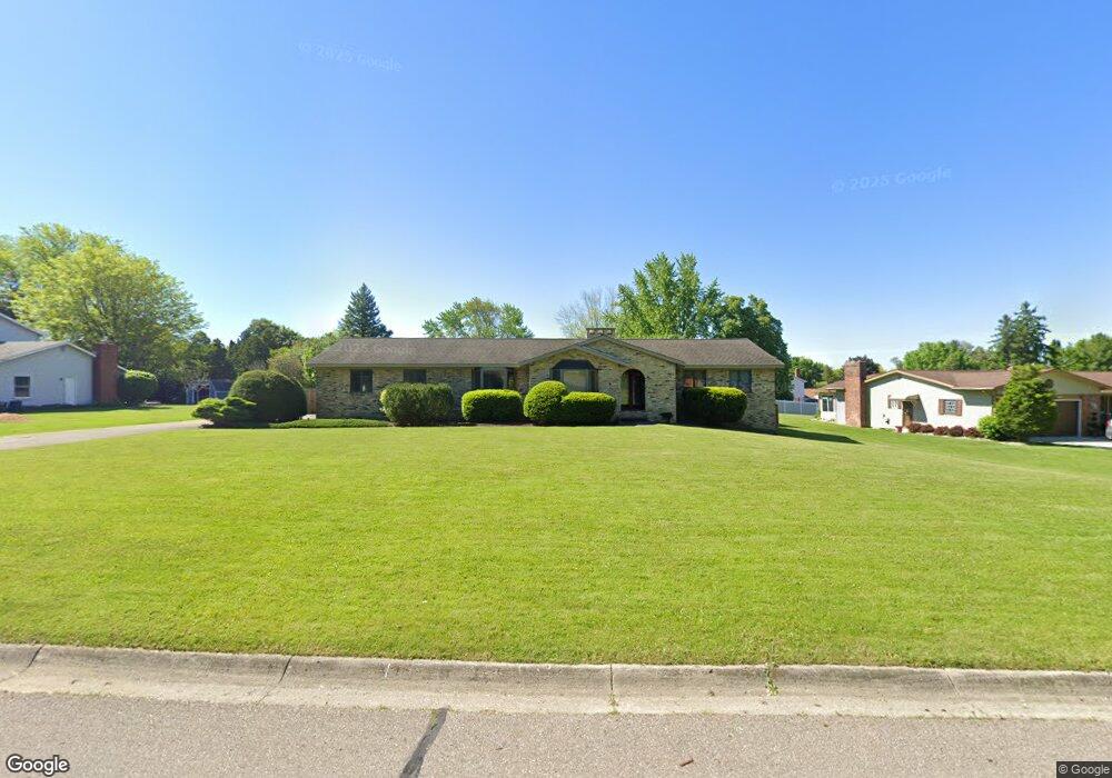 5201 Squire Hill Dr, Flint, MI 48532 - photo 1