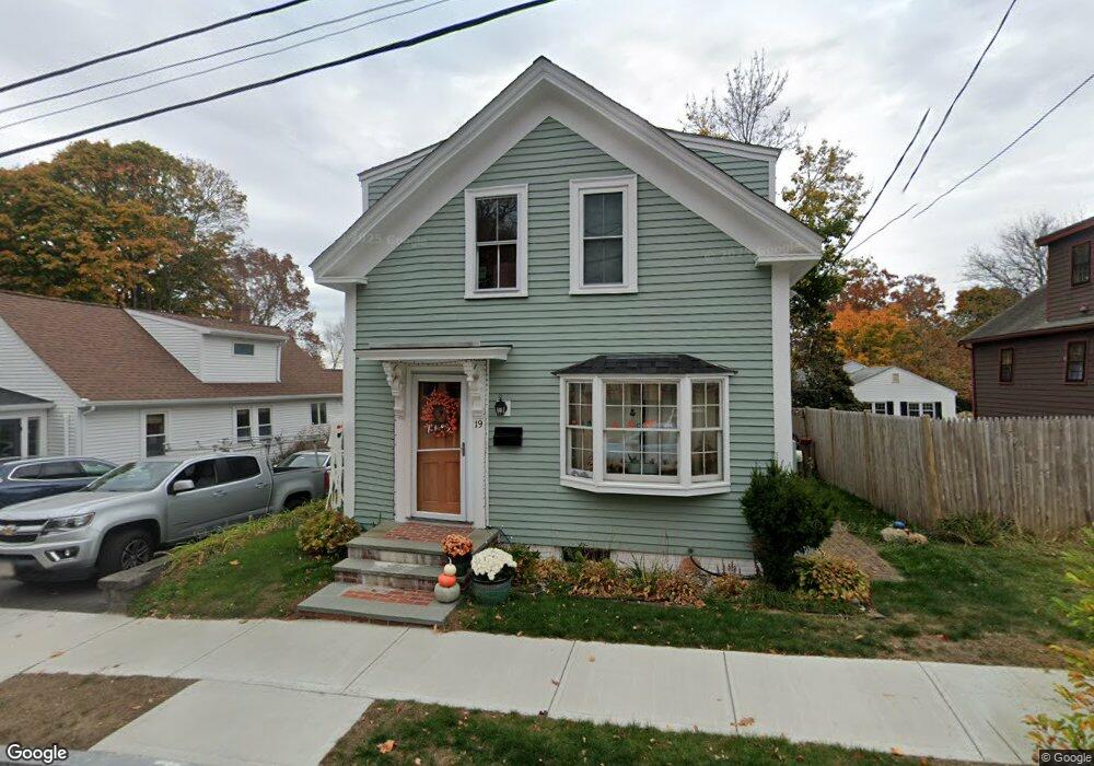 19 Plummer Ave, Newburyport, MA 01950 - photo 1