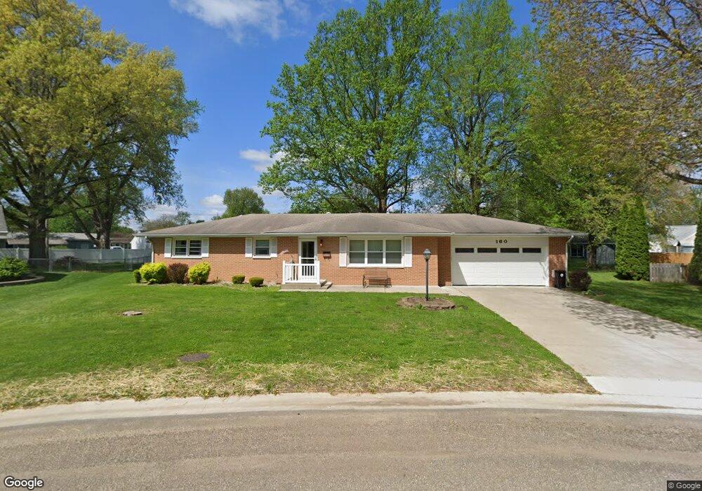 160 Eaton Dr, Lincoln, IL 62656 - photo 1