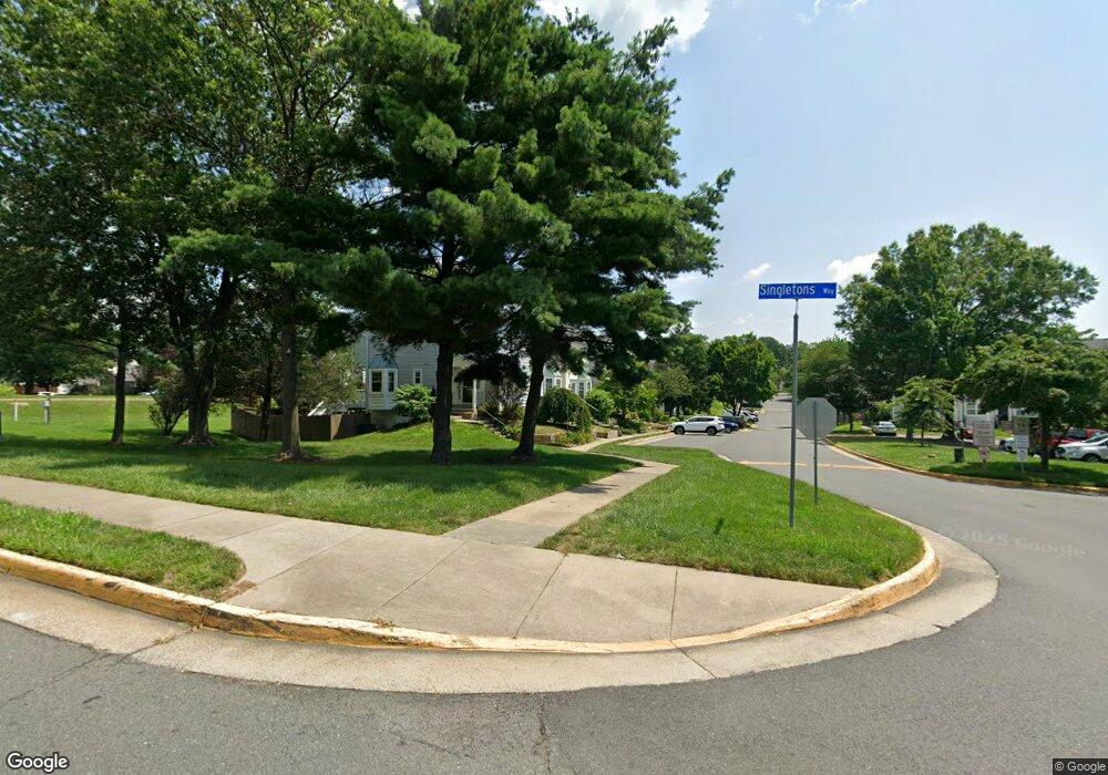 13990 Big Yankee Ln, Centreville, VA 20121 - photo 1