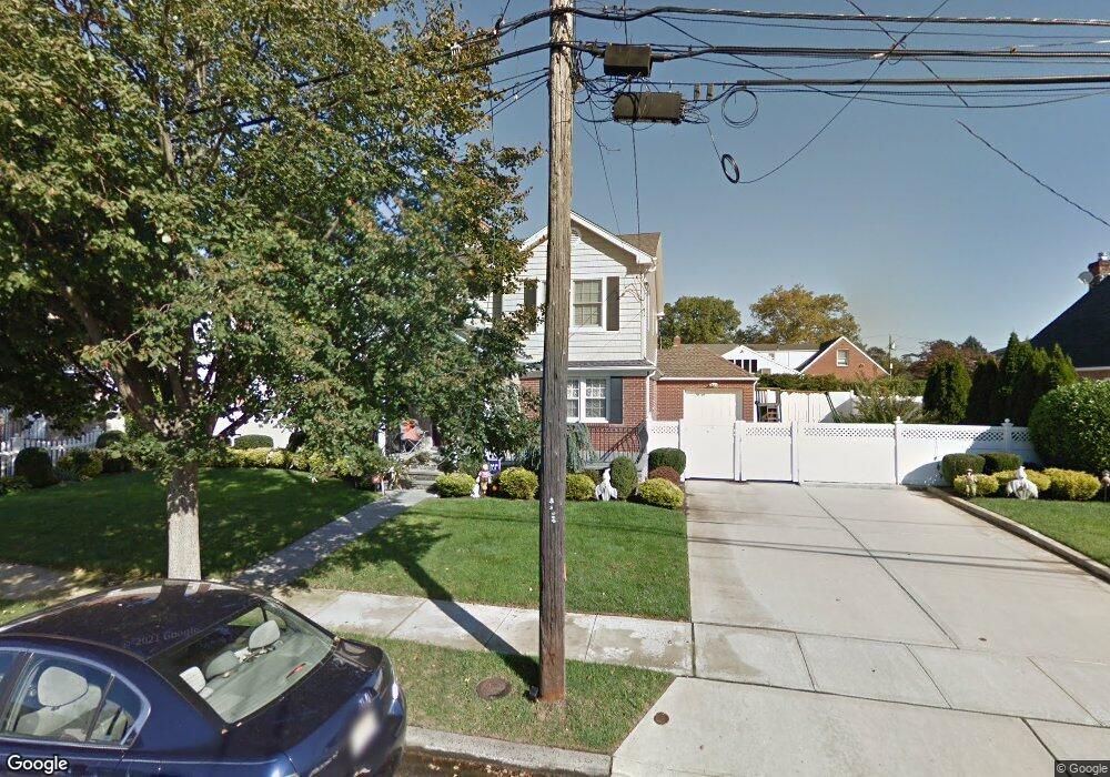 1112 Admont Ave, Franklin Square, NY 11010 - photo 1