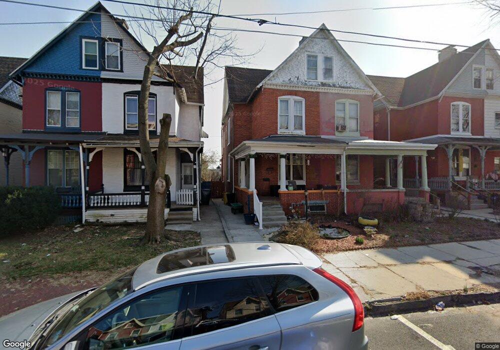 122 W Douglass St, Reading, PA 19601 - photo 1