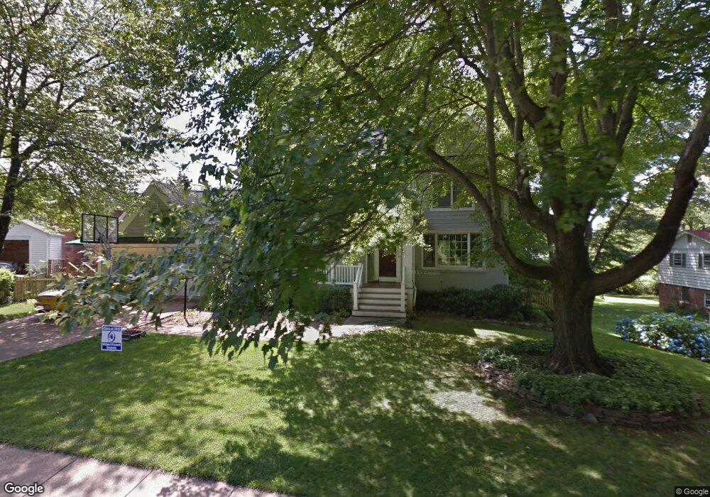 1722 Birch Rd, McLean, VA 22101 - photo 1