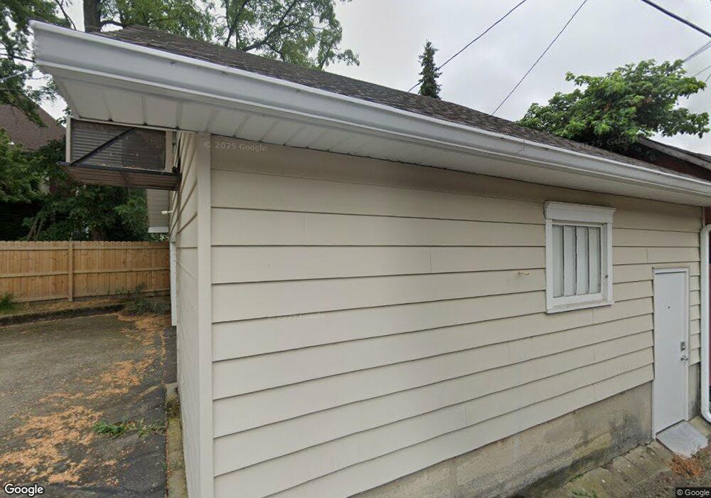 810 W Charles St unit 2, Muncie, IN 47305 - photo 1