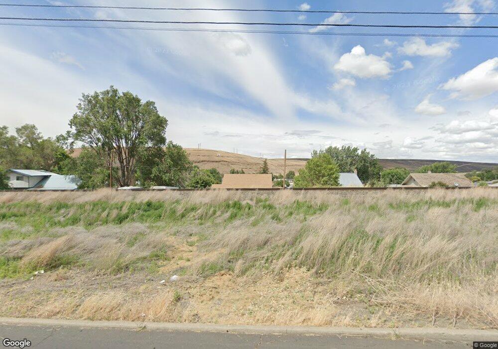 222 SE 19th St, Pendleton, OR 97801 - photo 1