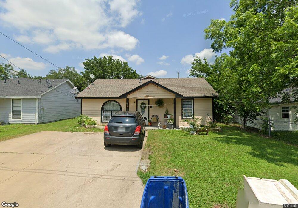 410 S Carlton St, Ennis, TX 75119 - photo 1
