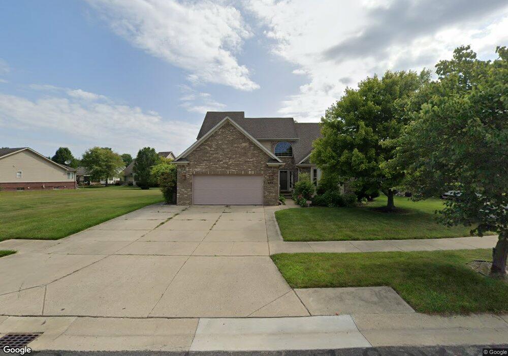 23425 Crescent Ridge Dr unit 55, New Boston, MI 48164 - photo 1