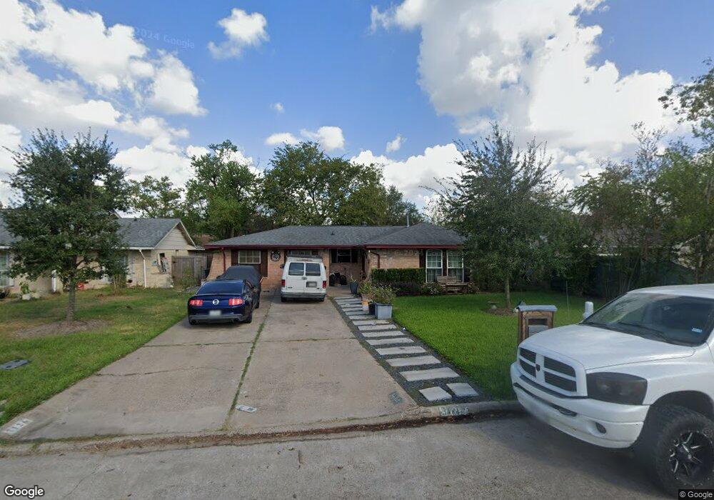 7126 Lumber Jack Dr, Houston, TX 77040 - photo 1
