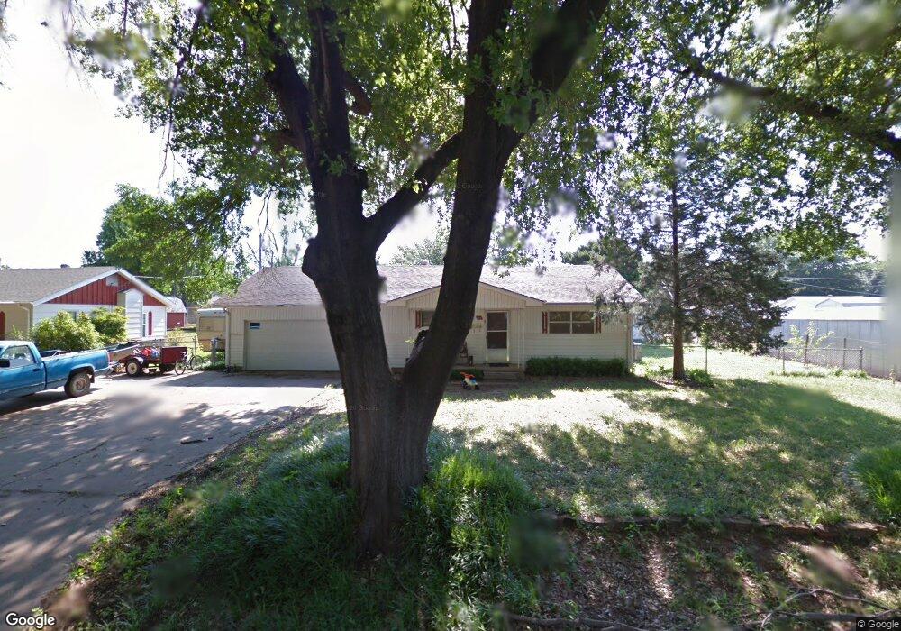 1115 N Taft Ave, Okmulgee, OK 74447 - photo 1