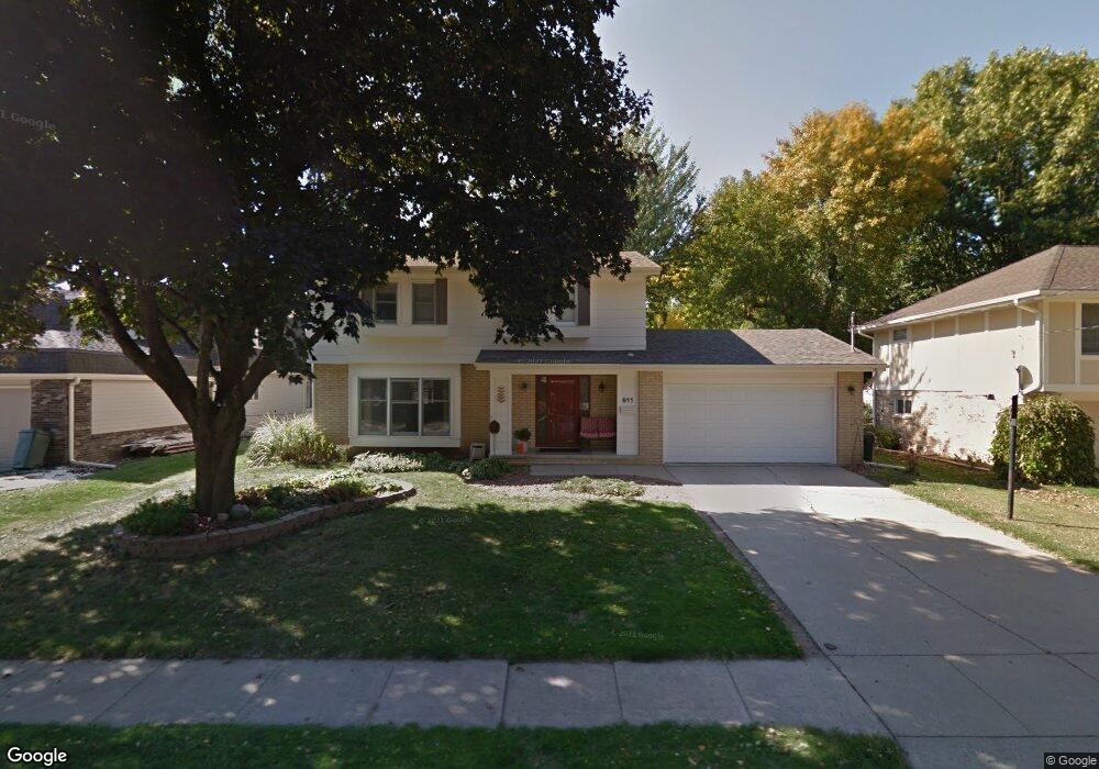 611 E 17th St N, Newton, IA 50208 - photo 1