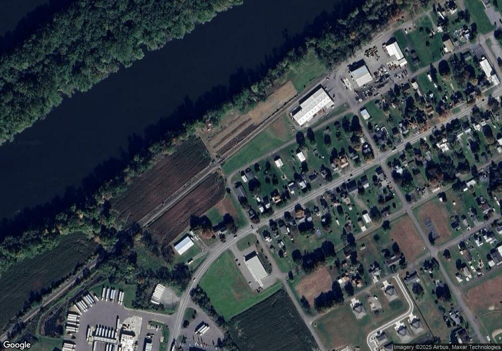 328 W 3rd St, Mifflinville, PA 18631 - photo 1