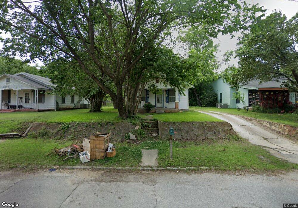 703 D St SE, Ardmore, OK 73401 - photo 1