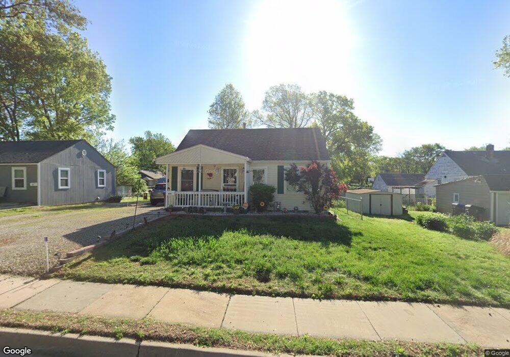 636 SW High Ave, Topeka, KS 66606 - photo 1