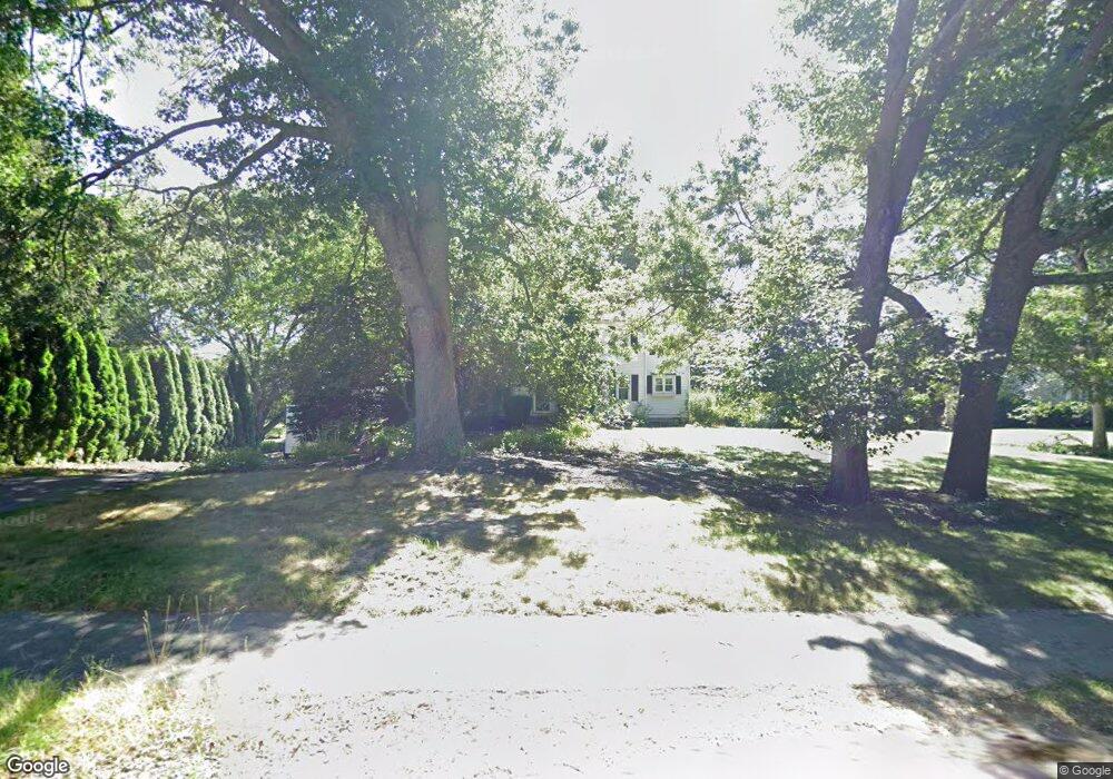 207 Edgewater Dr, Pembroke, MA 02359 - photo 1