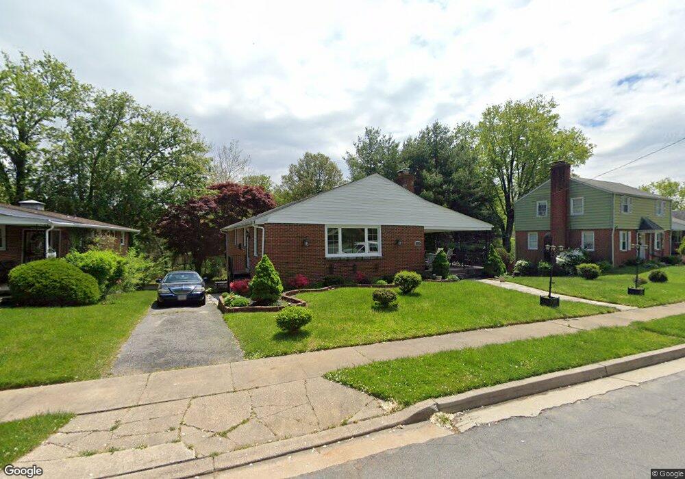 6723 Collinsdale Rd, Parkville, MD 21234 - photo 1