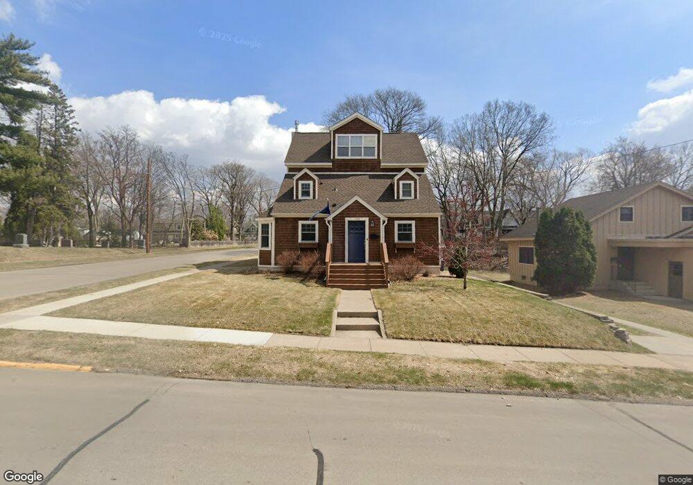 138 Minnetonka Ave N, Wayzata, MN 55391 - photo 1