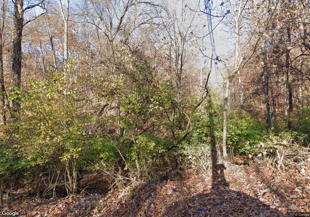 518 Dennis Dr, Johnson City, TN 37601 - photo 1