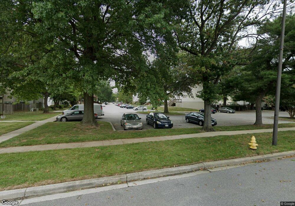 1707 W Bancroft Ln, Crofton, MD 21114 - photo 1