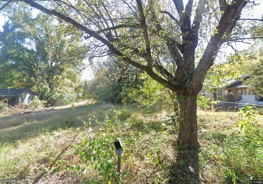 2027 Garland St, Muskogee, OK 74401 - photo 1