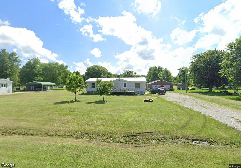 14180 N John Birch Ln, Effingham, IL 62401 - photo 1