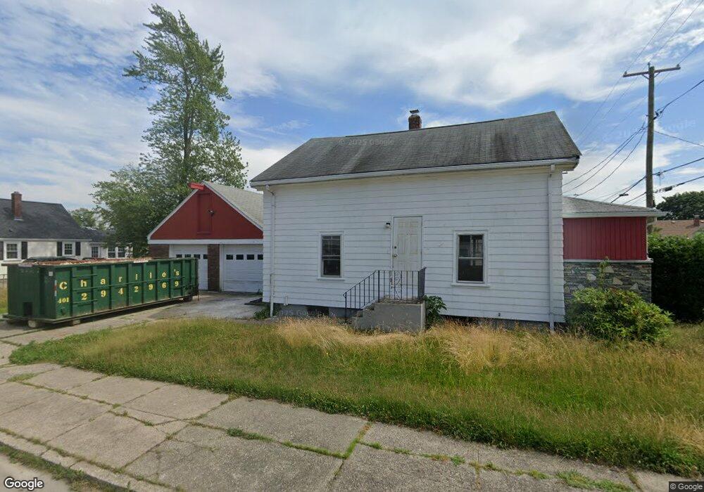 38 Ashburne St, Pawtucket, RI 02861 - photo 1