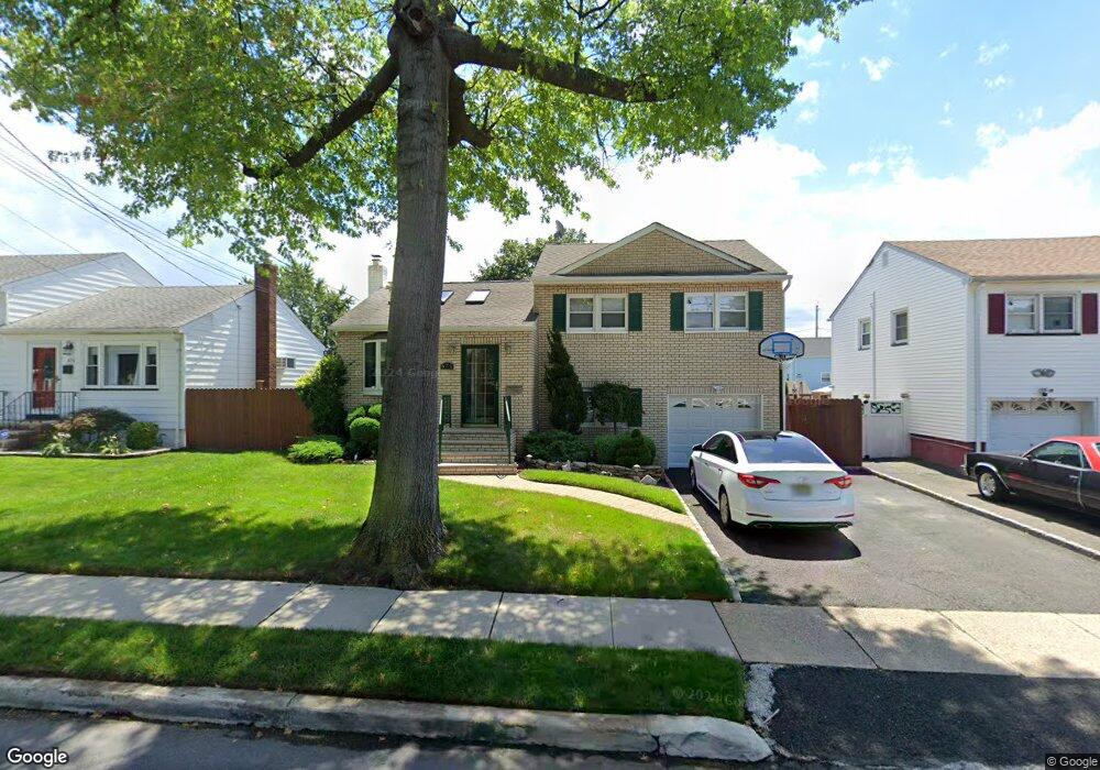 671 Colonial Arms Rd, Union, NJ 07083 - photo 1