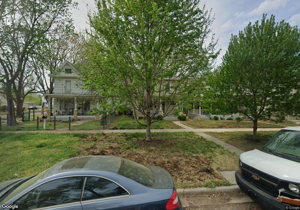 131 SW Fillmore St, Topeka, KS 66606 - photo 1