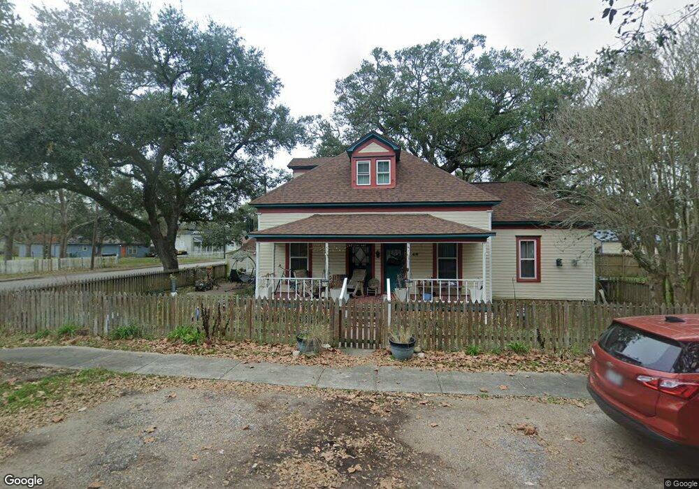 416 S Lee St, Alvin, TX 77511 - photo 1