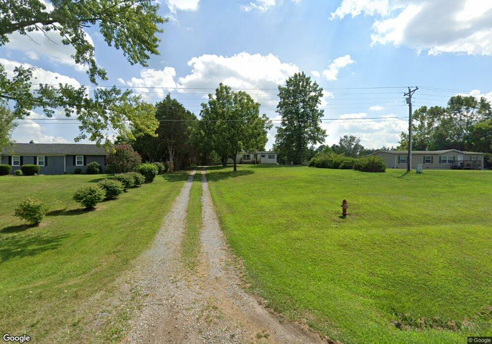 411 Hermitage Rd, Staunton, VA 24401 - photo 1