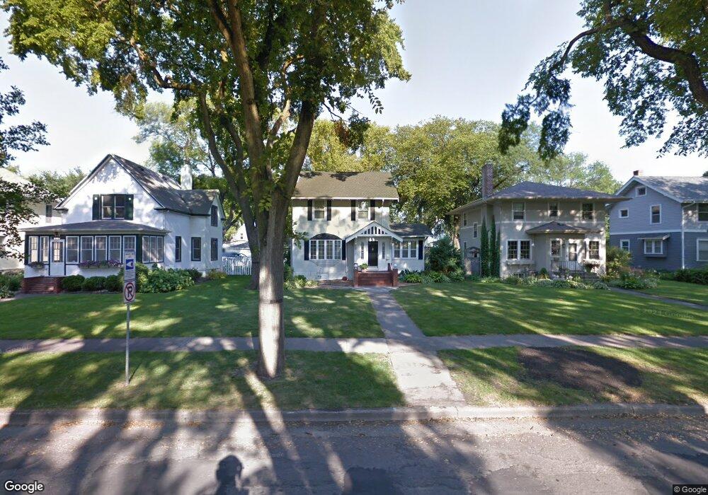 1114 7th St S, Fargo, ND 58103 - photo 1