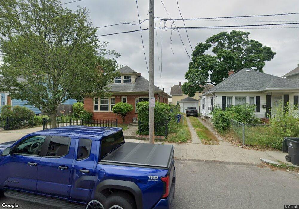 41 Riverview Ave, Pawtucket, RI 02860 - photo 1