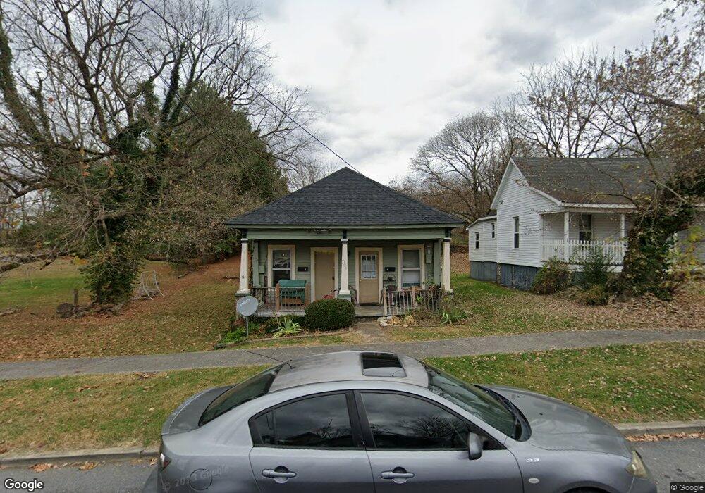 1005 Grover St, Johnson City, TN 37601 - photo 1