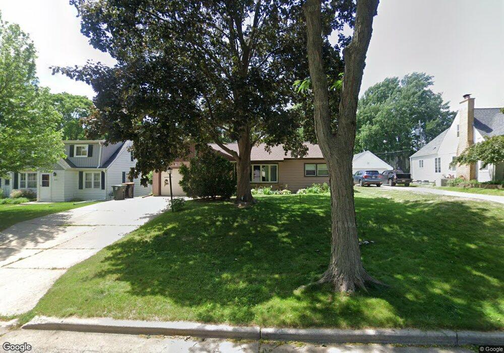 2129 N 118th St, Milwaukee, WI 53226 - photo 1