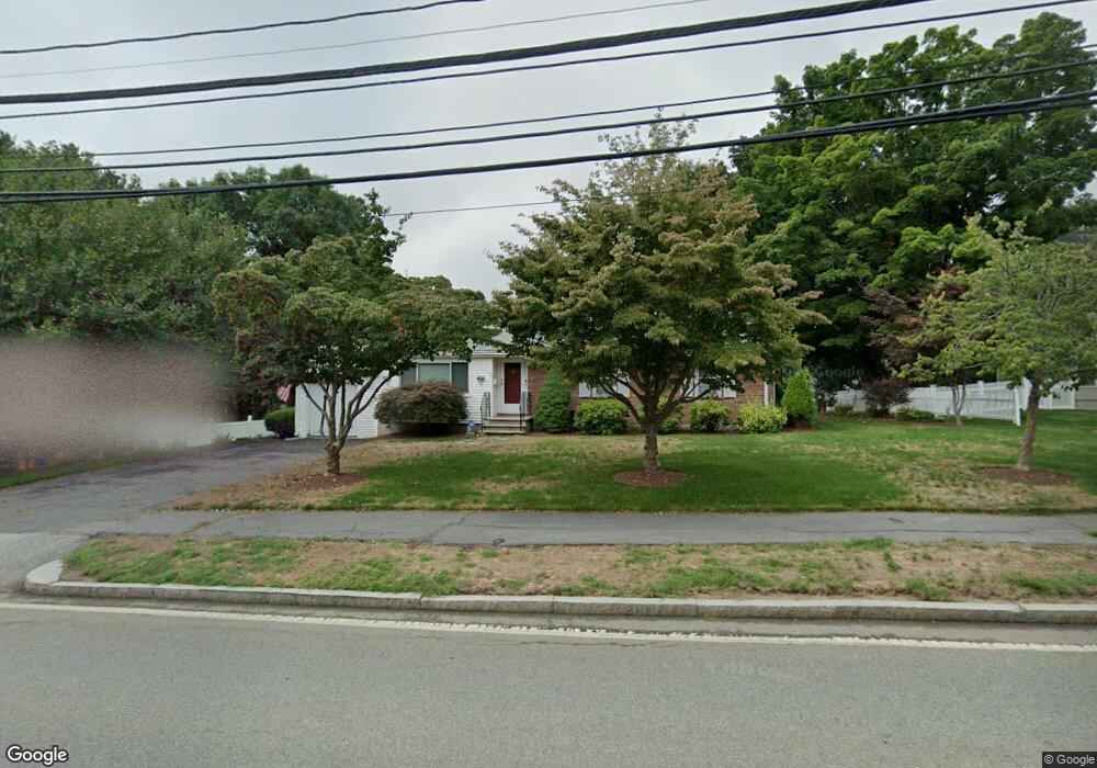 69 Cedar St, Wellesley Hills, MA 02481 - photo 1