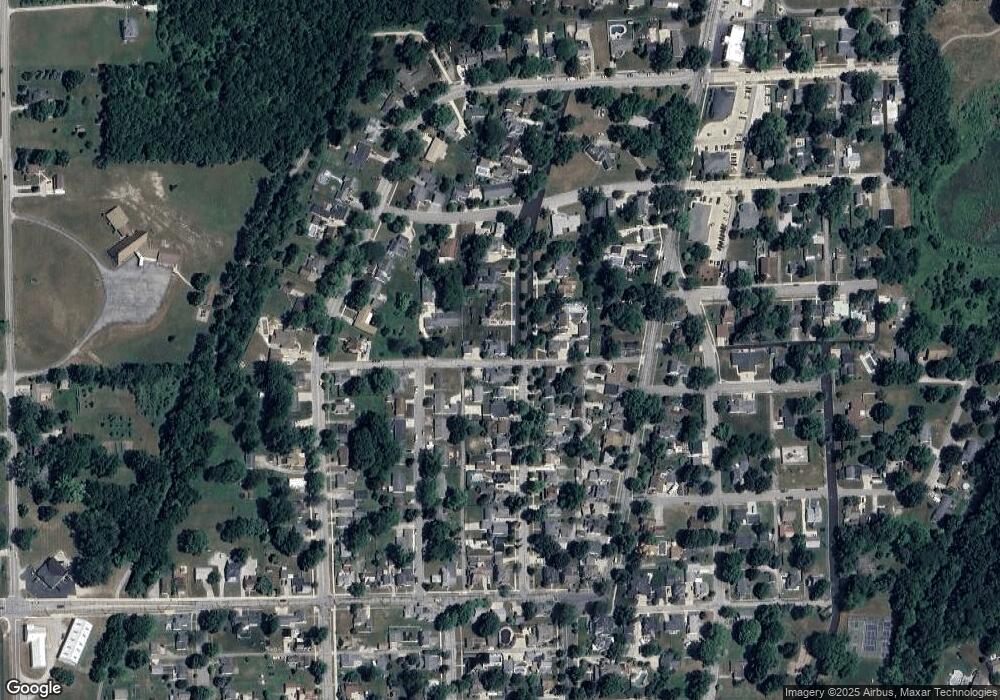 903 Midway Dr, Auburn, IN 46706 - photo 1