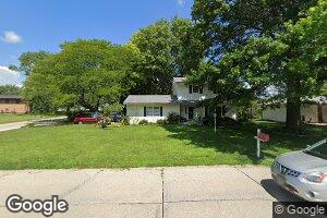 36 Parkview Dr, Eldridge, IA 52748