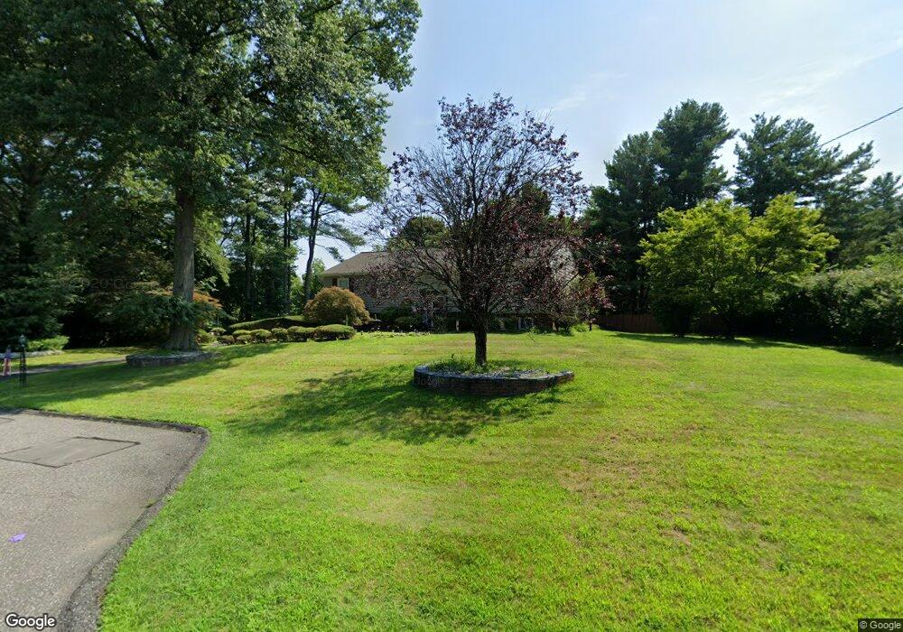 8 Roland Ct, Nanuet, NY 10954 - photo 1