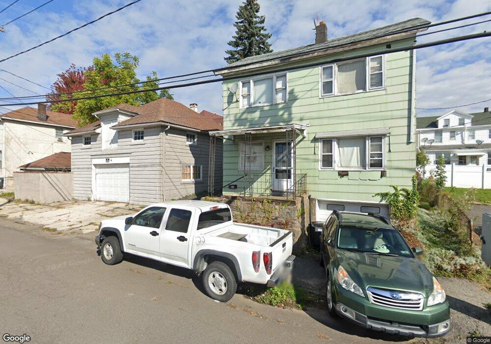 325 W Spruce St, Hazleton, PA 18201 - photo 1